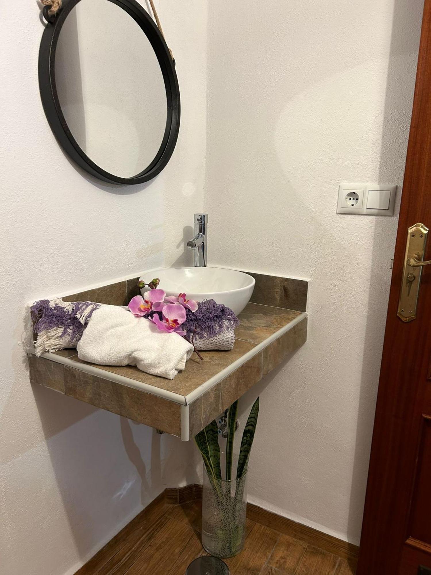 Tradicional Casa Canaria Con Piscina Y Vistas Al Teide Icod De Los Vinos Exterior foto